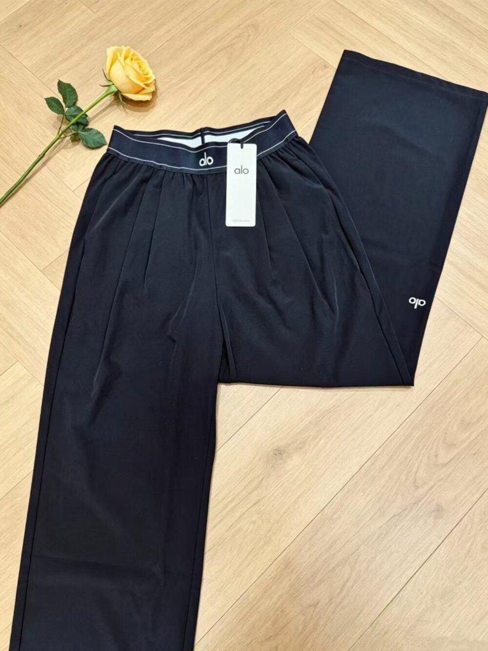 ALO Yoga 💋 Black Straight-Leg Pants (Regular Sz) Brand New Suit Up Trouser